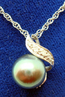 14K 8Mm Freshwater Black Pearl Pendant with Diamonds (#J3029)