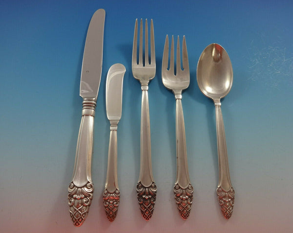 Sovereign Old by Gorham Sterling Silver Flatware Set 42 Pieces Stylized Acorn