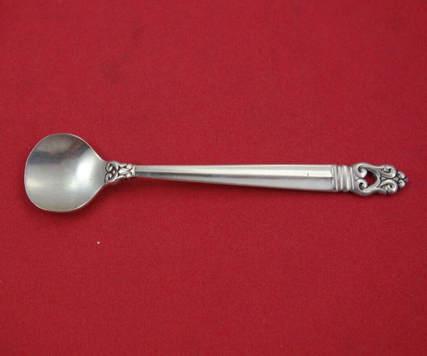 Royal Danish by International Sterling Silver Salt Spoon master 3 1/2"