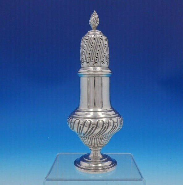 Lee and Wigfull English Victorian Sterling Silver Muffineer Large Fluted (#4894)