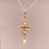 10k Yellow Gold Lavaliere Pendant .15ct Diamond and Pearls (#J4820)